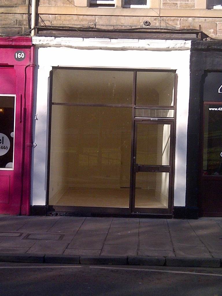Shop for rent, to let, for sale.