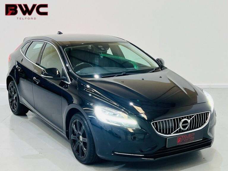 2018 VOLVO V40 2.0 T3 INSCRIPTION HATCHBACK 5DR PETROL MANUAL EURO 6 (S/S) (1