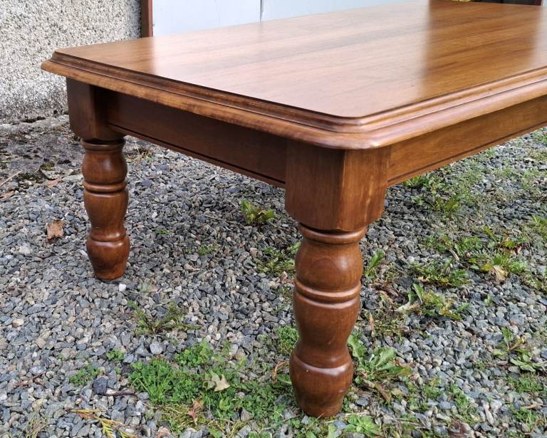 Solid Oak Coffee Table – Excellent Condition, £70.00 for Sale
