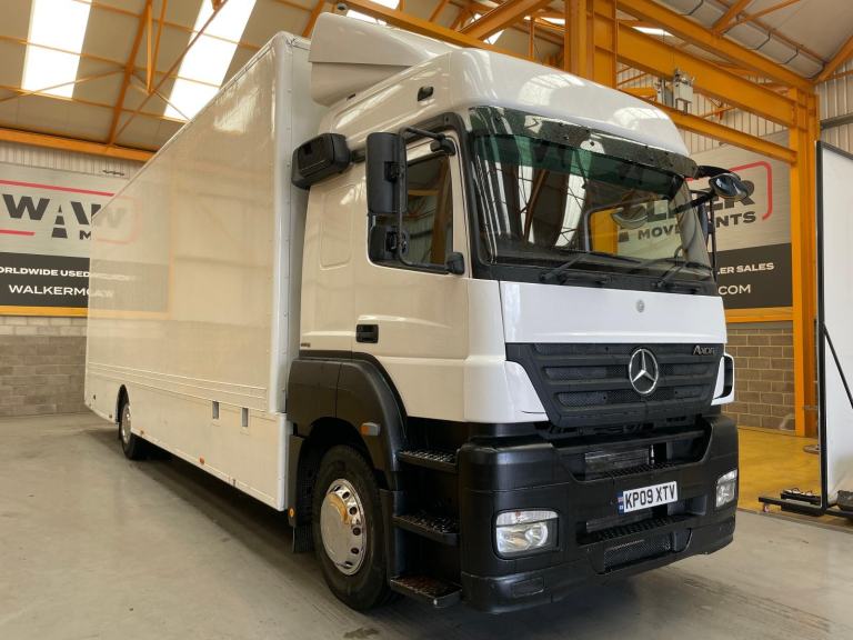 MERCEDES 1843 EURO 5 4X2, 18 TONNE REMOVAL BOX - 2009 - KP09 XTV
