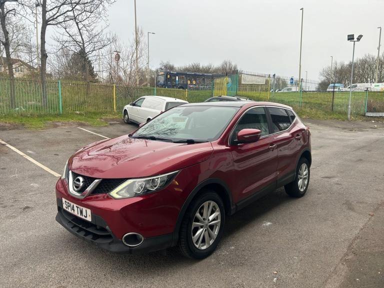 2014 Nissan Qashqai 1.5 dCi Acenta Premium 5dr HATCHBACK Diesel Manual