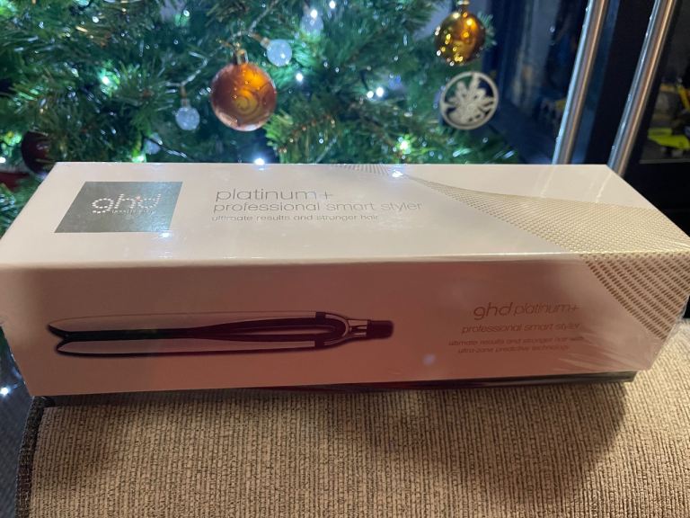 Ghd hair straightener 