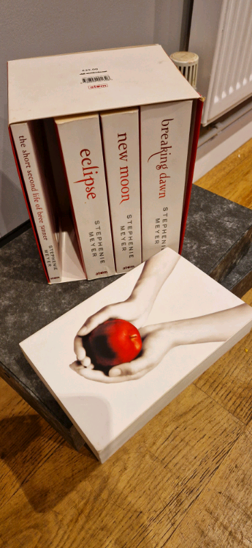 Twilight Saga book collection (5 books) £25 o.n.o