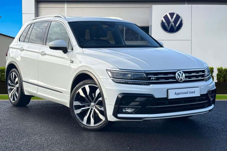 2020 Volkswagen Tiguan 2.0 TDi 150 R-Line Tech 5dr **HEADS UP DISPLAY** SUV DIESEL Automatic