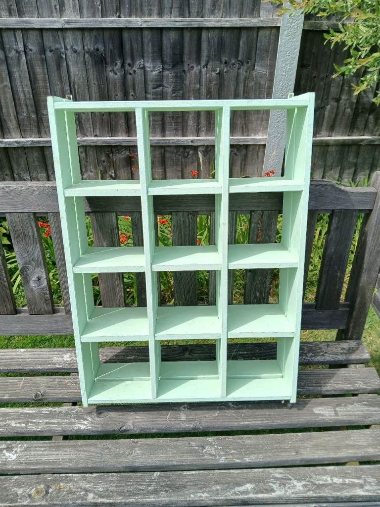 Pigeon hole storage unit - green