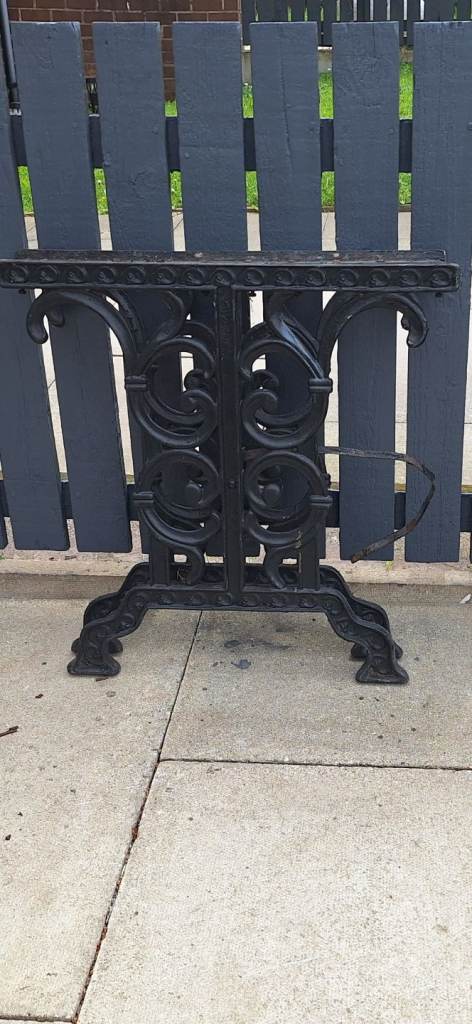 Cast Iron Table Ends / Bench Ends / Garden Furniture / Reclaimed Salvage 