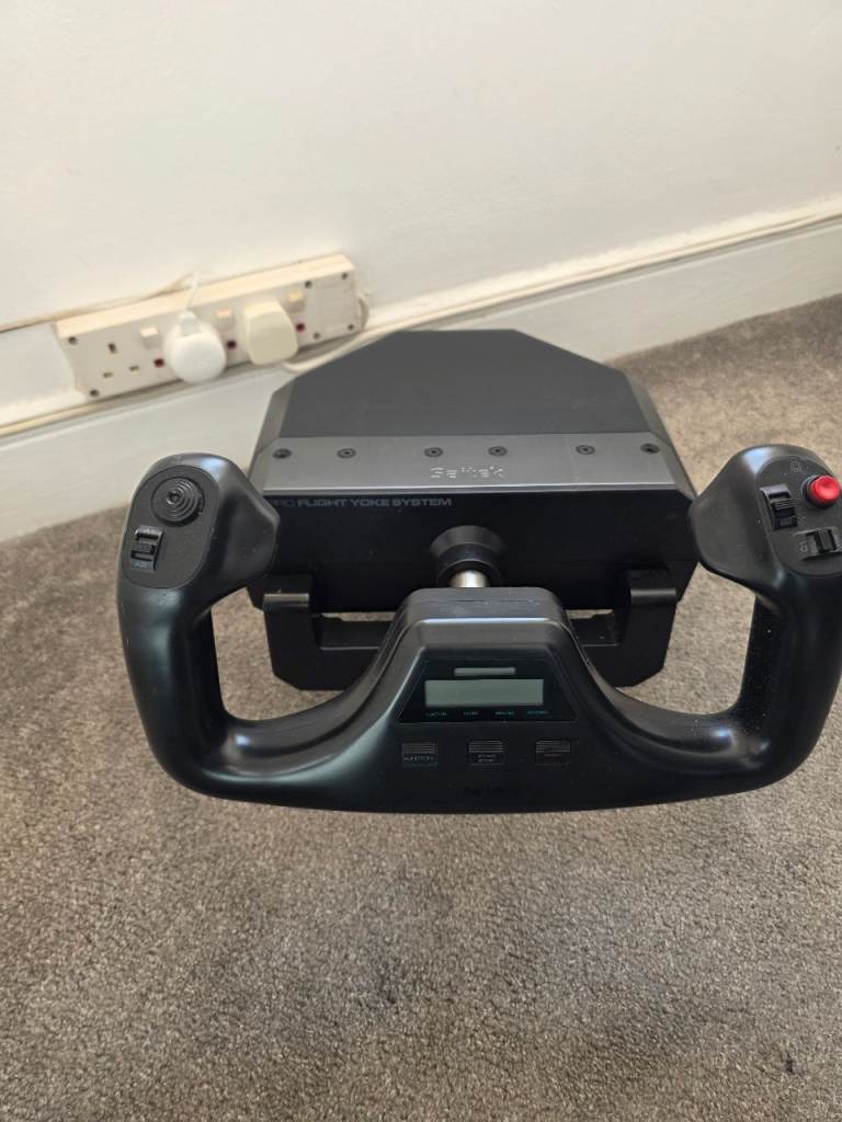 Logitech Saitek Pro Flight Yoke System – Good Condition