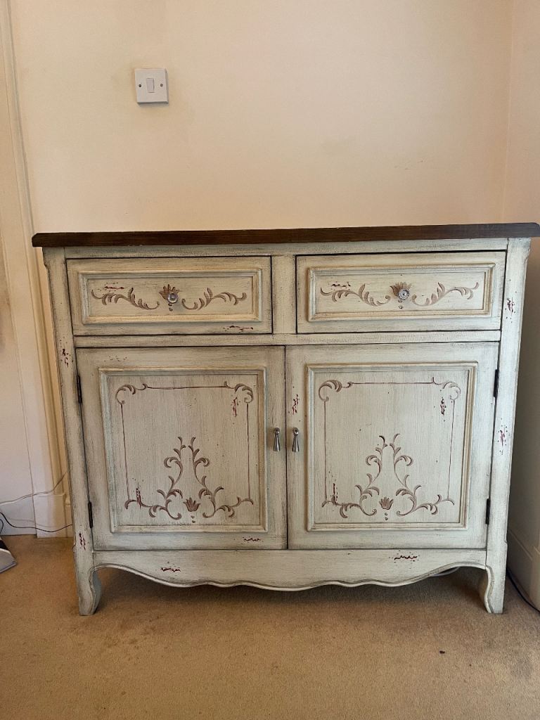 Shabby-chic occasional sideboard / unit