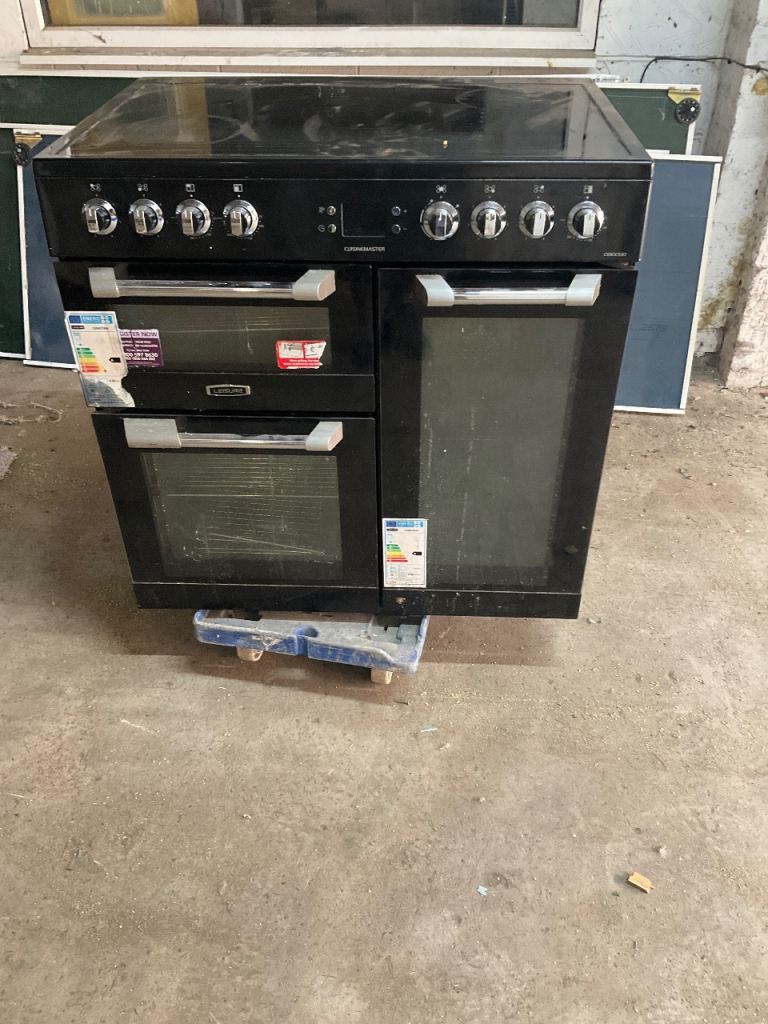 Electric cooker and oven