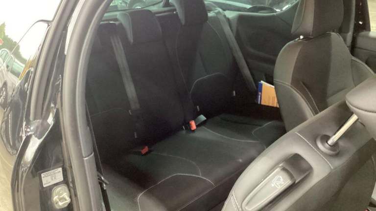 2018 DS Automobiles DS 3 1.2 PureTech Connected Chic 3dr HATCHBACK PETROL Manual