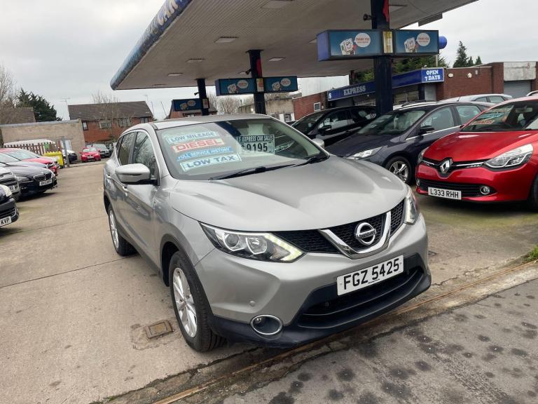 2017 Nissan Qashqai 1.5 dCi Acenta [Smart Vision Pack] 5dr HATCHBACK DIESEL Manual