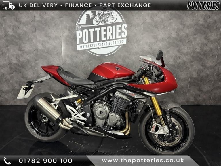 Triumph Speed Triple 1200 RR 2022