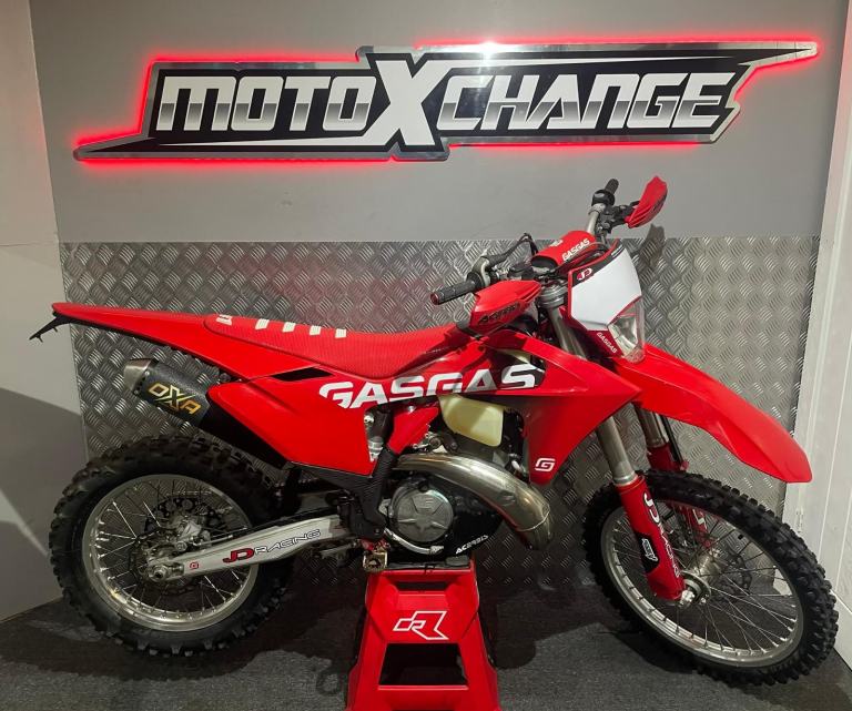 2024 GAS GAS EC 250 ROAD REGISTERED....28 HOURS.....£5995....MOTO X CHANGE