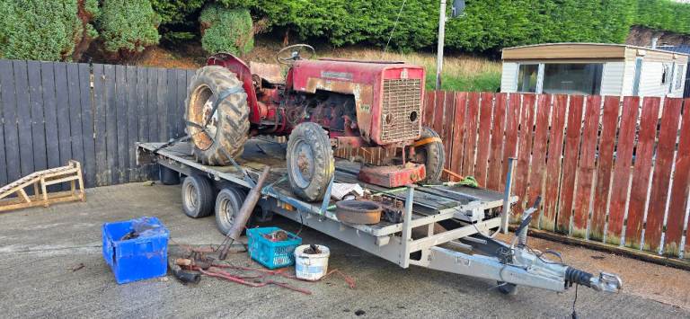 International 434 Tractor