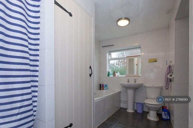 1 bedroom in High Street, Needingworth, St. Ives, PE27 (#2718890)