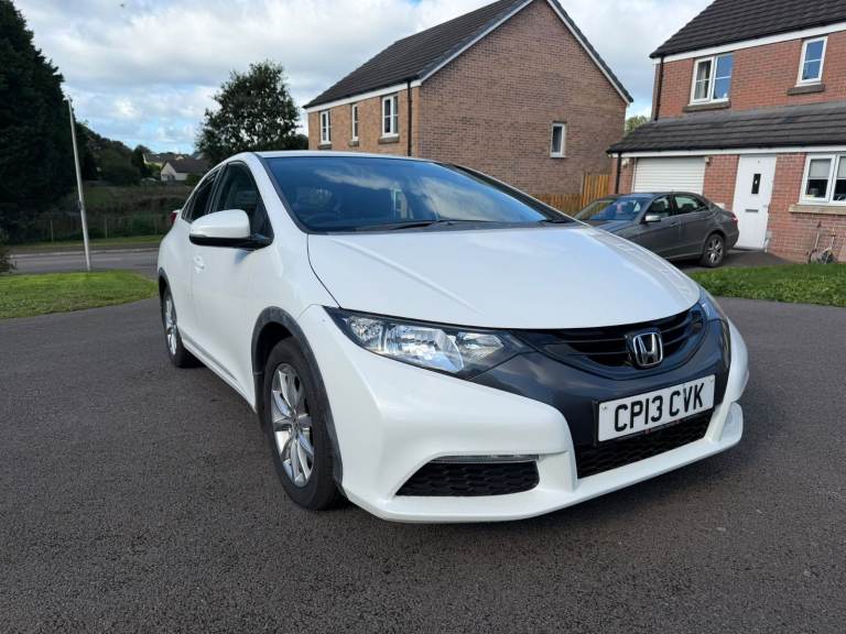 2013 Honda Civic 1.8 i-VTEC Automatic – 62,000 Miles