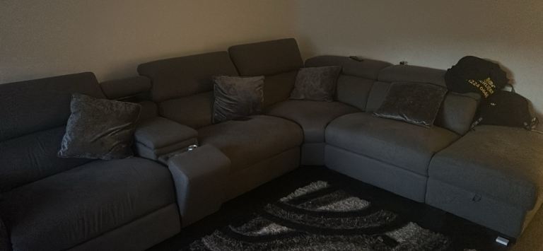Grey corner sofa 