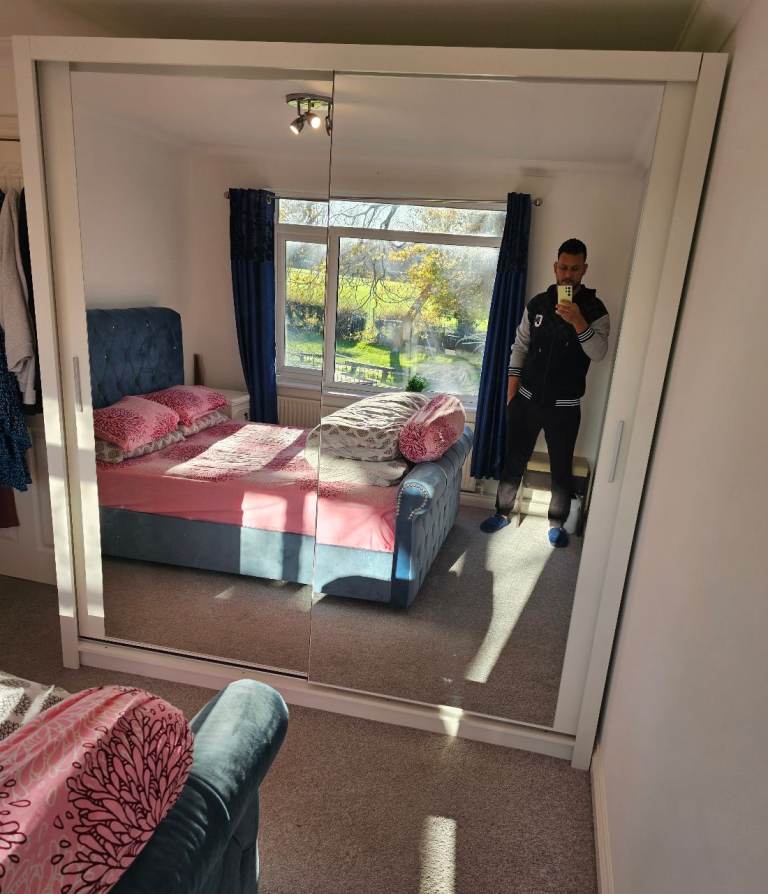 SLIDING WARDROBE  Standing Slidintg Double Mirrorr Door Wardrobe (203cm, White)