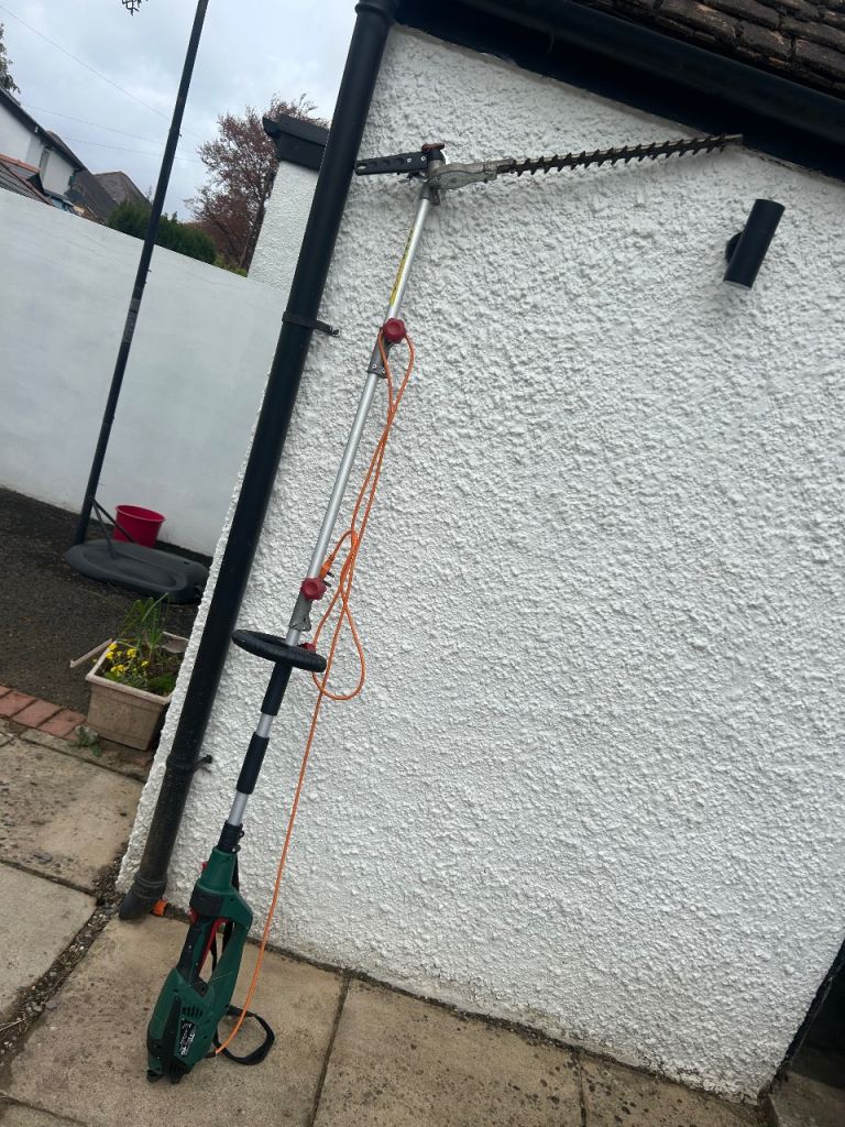 Parkside extendable corded hedge trimmer