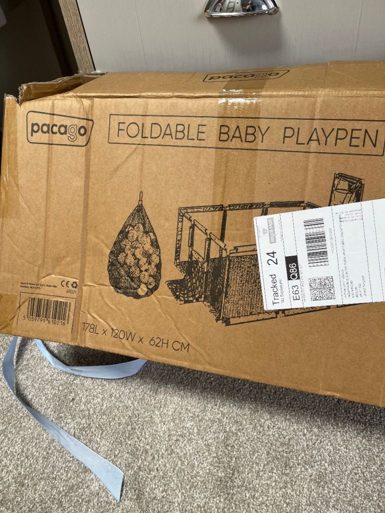 Foldable baby play pen