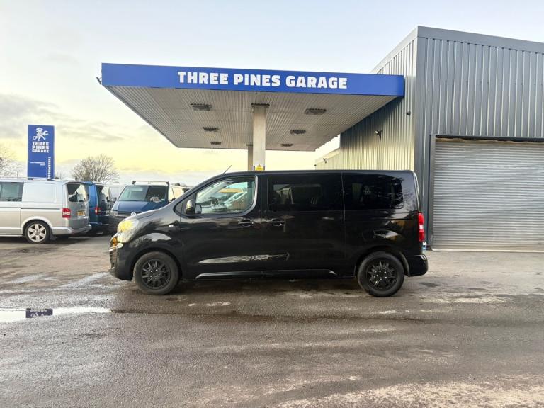 Peugeot Expert Traveliner 2.0 BlueHDi 120 Professional 7 Seats Vivaro Dispatch