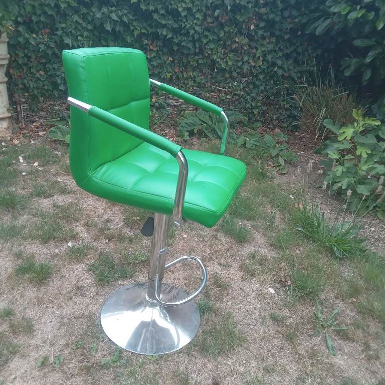 Green Faux Leather bar stools with chrome base – Good to fair condition