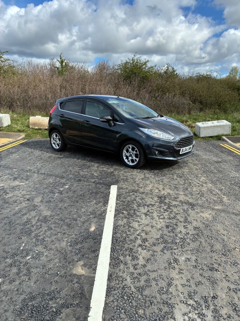 Ford, FIESTA, Hatchback, 2014, Manual, 1241 (cc), 5 doors