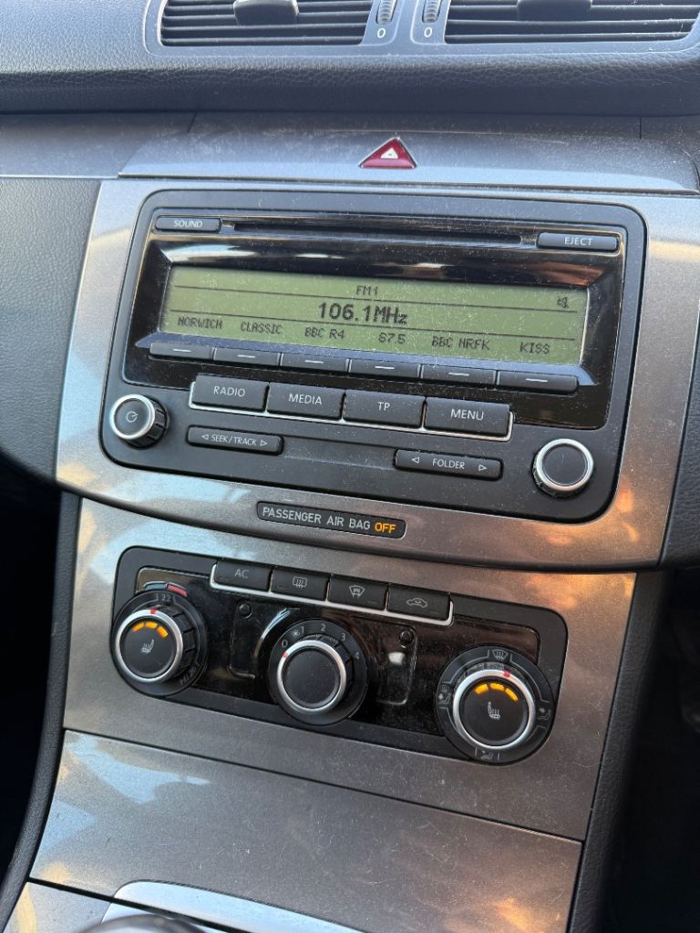 Volkswagen, PASSAT, Estate, 2010, Manual, 1968 (cc), 5 doors