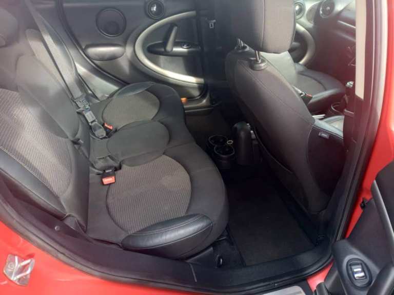 Economical, cheap to Insure 2016 Mini Countryman, Manual, Dielsel