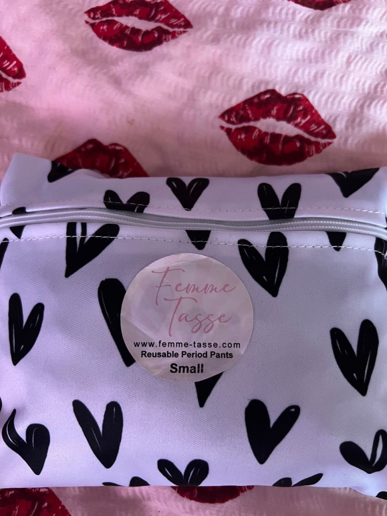 Reusable period pants [small]