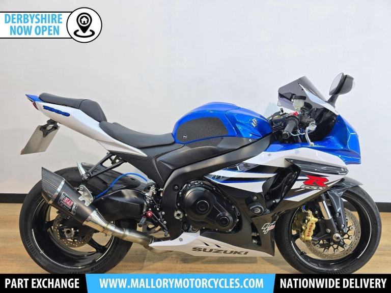 Suzuki GSX-R1000 Blue & White 2014 - Yoshimura Exhaust, R&G Bungs + More!
