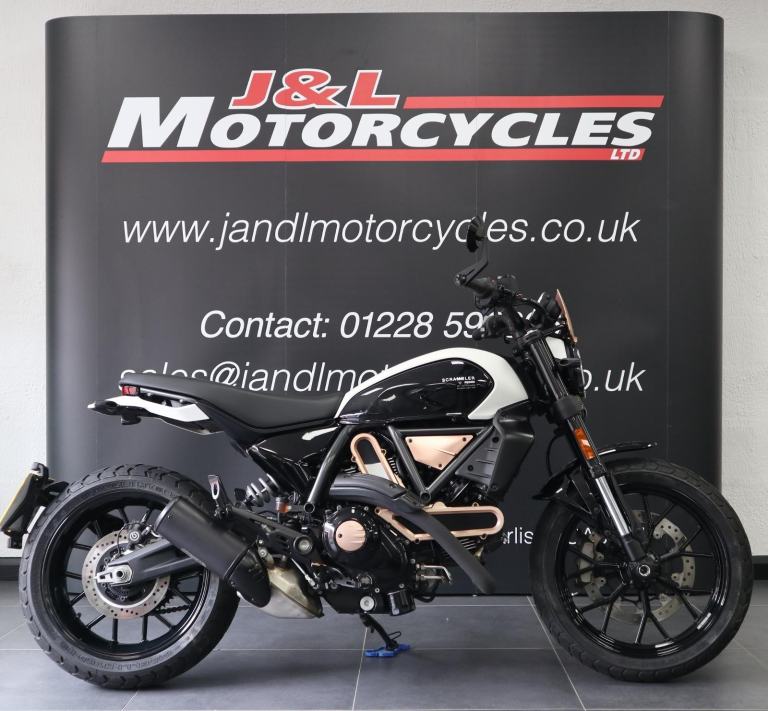 Ducati Scrambler 10th Anniversary Rizoma Edition. Limited to 500 units worldwide