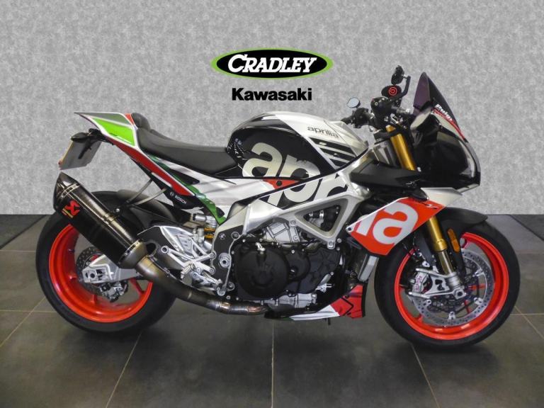 2017 APRILIA TUONO V4 1100 FACTORY