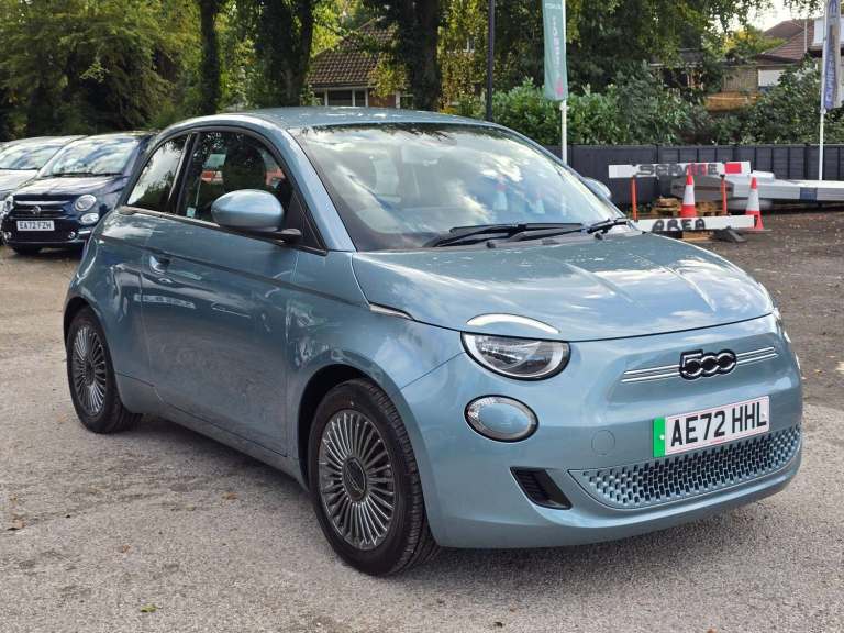 2022 Fiat 500 87kW Icon 42kWh 3dr Auto HATCHBACK ELECTRIC Automatic