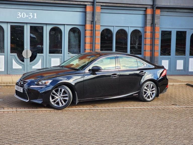 2018 Lexus IS 300h Executive Edition 4dr CVT Auto SALOON Petrol/Electric Hybrid Automatic