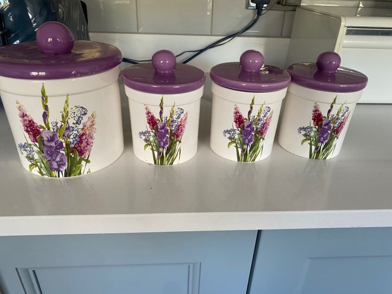 Kitchen storage jars