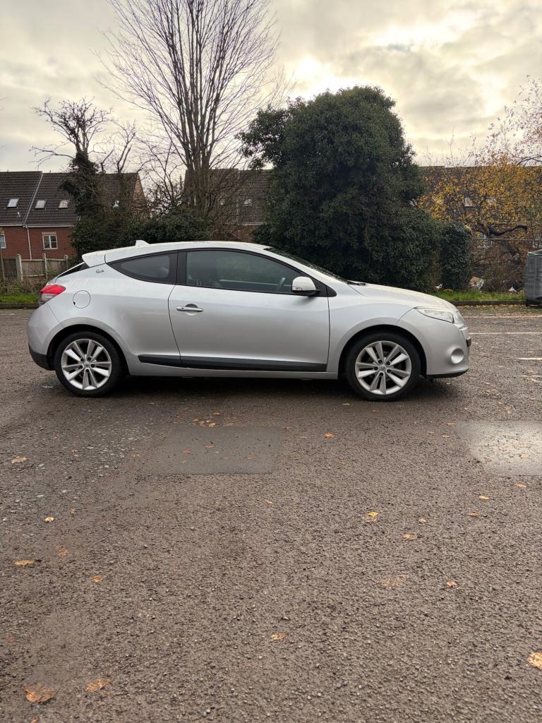 2011 Renault Megane 1.6 16V 110 I-Music 3dr COUPE Petrol Manual