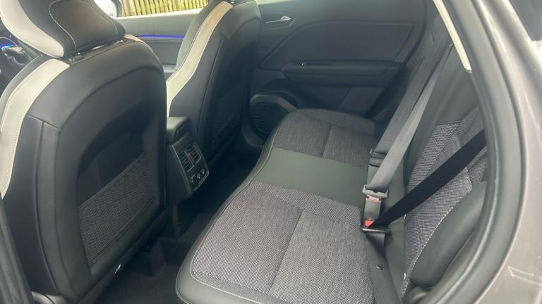 2023 Renault Captur 1.6 E-Tech full hybrid 145 Techno 5dr Auto Hybrid Hatchback Hatchback Hybrid ...