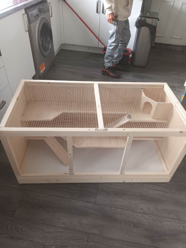 Hamster cage