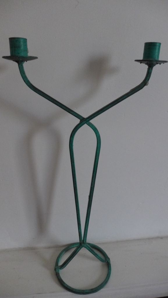 DECORATIVE VINTAGE TABLE CENTREPIECE CANDLE HOLDER. WEDDINGS PARTIES CELEBRATIONS ENTERTAINING.  