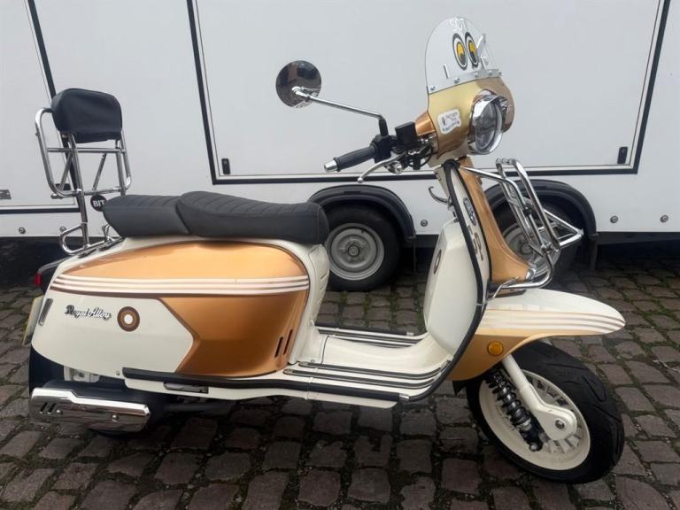 Royal Alloy GP125 SE, AC, 2024, Scooter CVT Euro 5