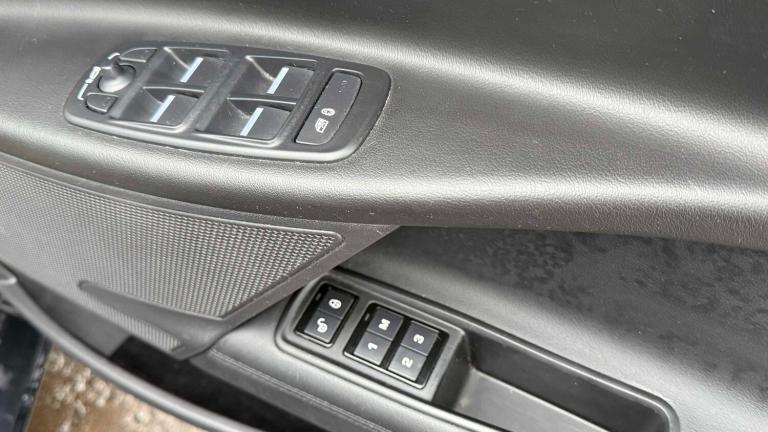 2017 Jaguar XE 2.0d [240] Portfolio 4dr Auto AWD SALOON DIESEL Automatic