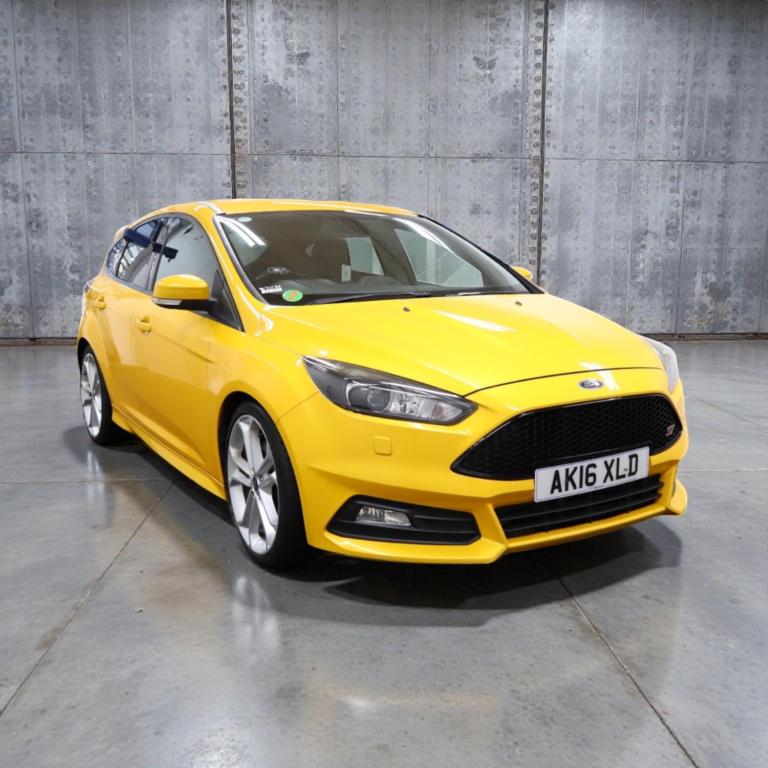 2016 FORD FOCUS ST 3 2.0 TDCI 185 TURBO DIESEL * FSH * £20 TAX * STYLE PACK