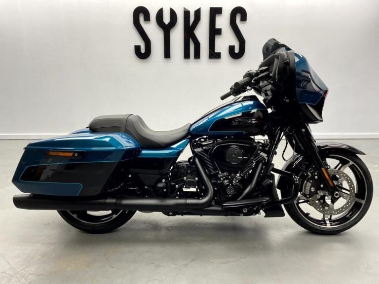 NEW 2026 Harley-Davidson FLHX Touring Street Glide in Teal Thunder and Black