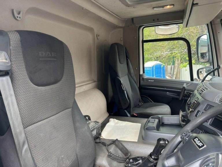 2015 DAF CF-370 6X2 CRANE VEHICLE