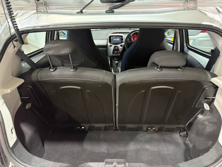 2016 Citroen C1 1.0 VTi Feel 5dr HATCHBACK PETROL Manual