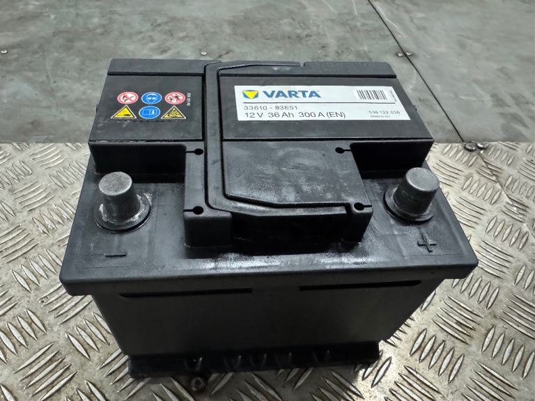 image for Varta 12 volt battery 36ah used condition