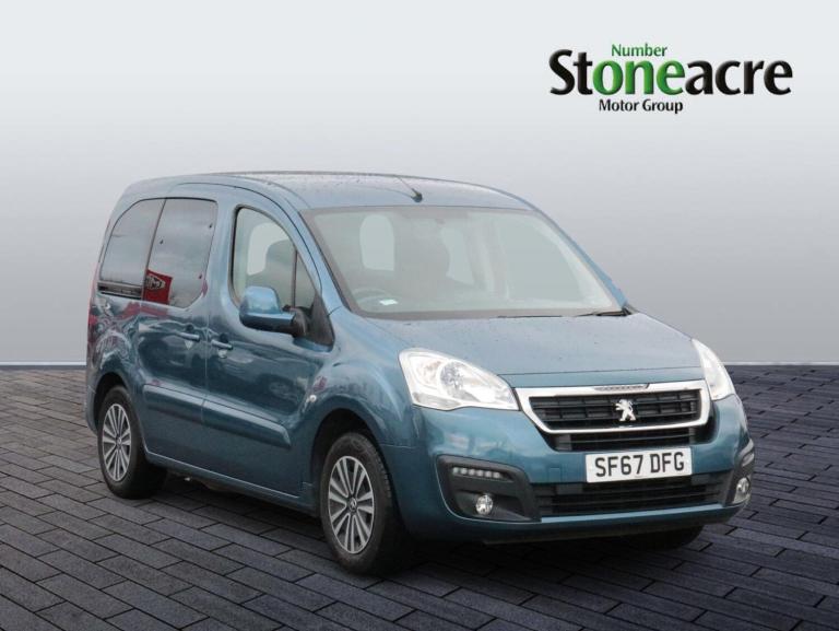 2017 Peugeot Partner Tepee 1.6 BlueHDi Allure MPV 5dr Diesel ETG Euro 6 (s/s) (100 ps) MPV Diesel...