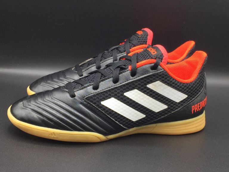 Football boots Adidas size 4.5