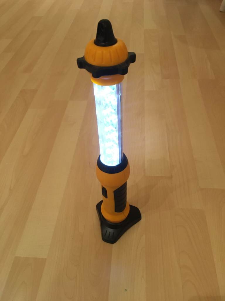 Defender LED fully rechargeable hand lamp - Low energy utility light - inspection work in dark area